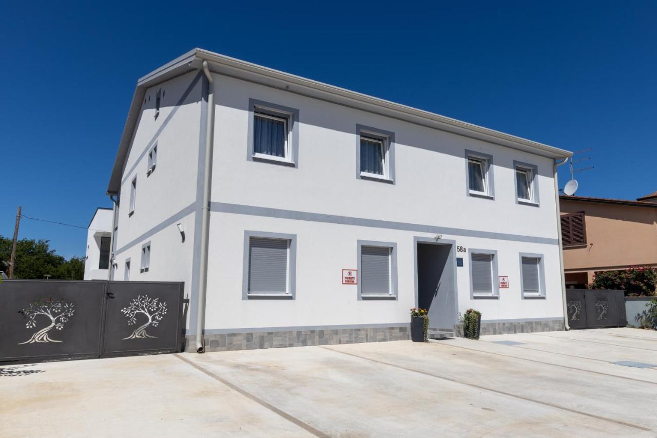Apartmani Pranjic Пореч Екстериор снимка