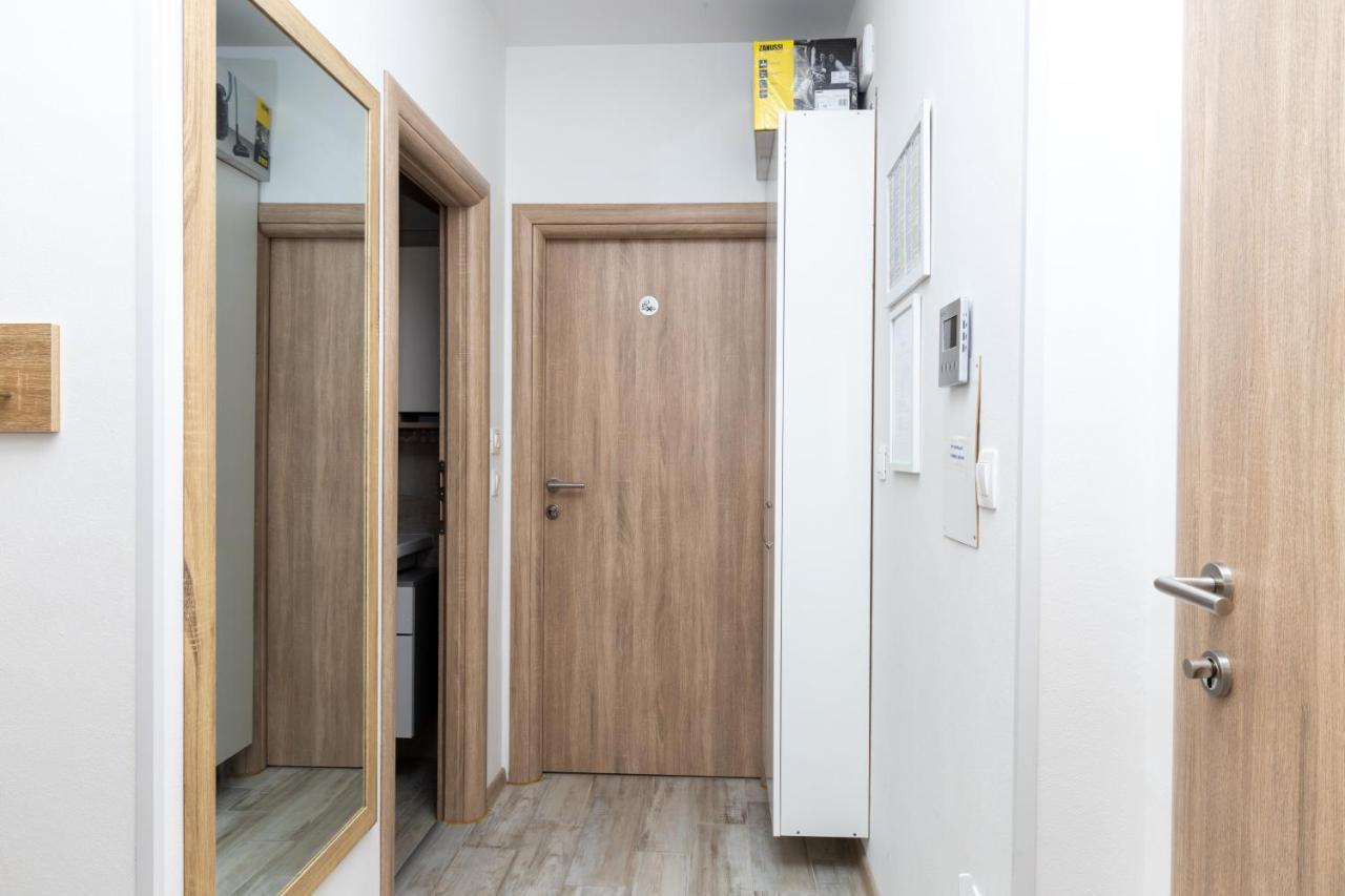 Apartmani Pranjic Пореч Екстериор снимка